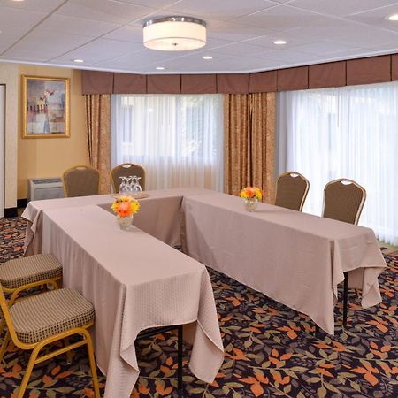 Holiday Inn Express Hotel Clearwater East - Icot Center By Ihg Pinellas Park Exterior foto