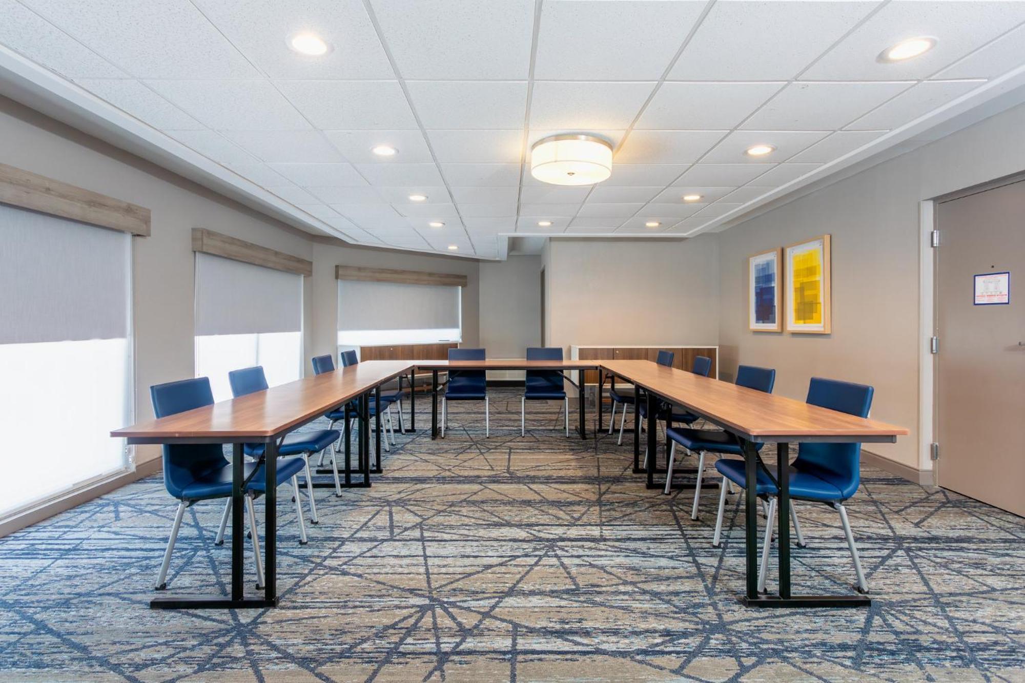 Holiday Inn Express Hotel Clearwater East - Icot Center By Ihg Pinellas Park Exterior foto