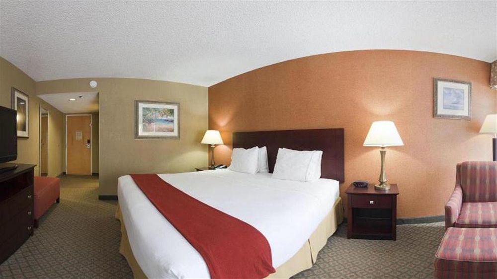 Holiday Inn Express Hotel Clearwater East - Icot Center By Ihg Pinellas Park Exterior foto